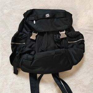 Lululemon wanderlust black backpack small